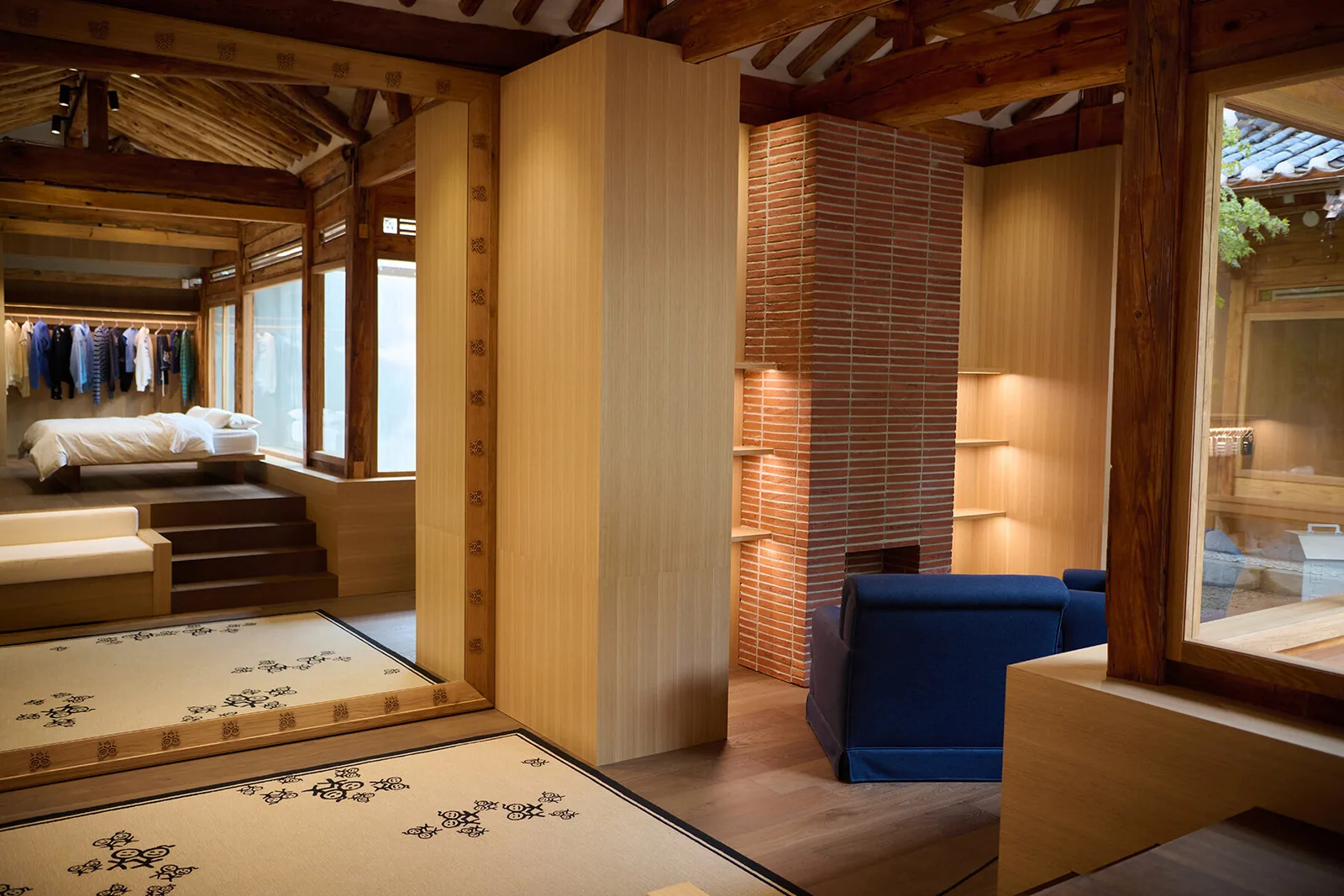 100 Yıllık Hanok'ta Modern Lüks: Seul'de Ev Konforu