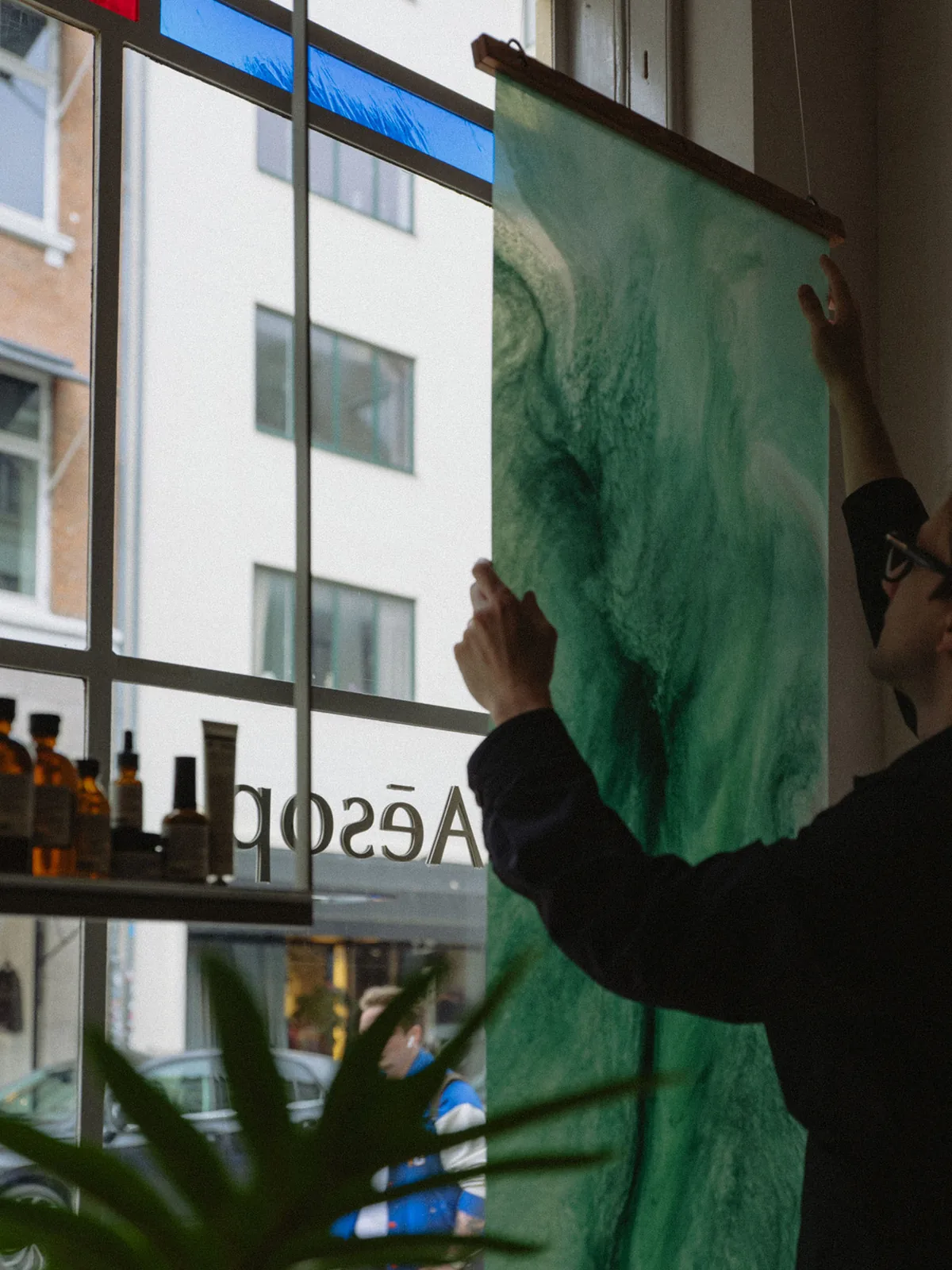 Aesop’tan Biyoplastik Vitrin Devrimi: 3daysofdesign’da Sürdürülebilir Tasarımın Yeni Yüzü