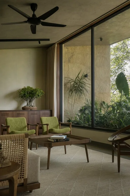 Sandstone House: Bangalore'da Kumtaşıyla Modern Sığınak