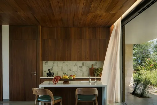 Sandstone House: Bangalore'da Kumtaşıyla Modern Sığınak