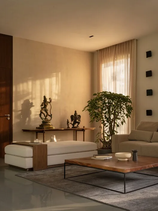 Sandstone House: Bangalore'da Kumtaşıyla Modern Sığınak