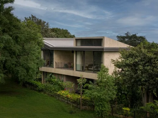 Bangalore’un Kenarında Bir Sığınak: Sandstone House’un Tasarım Felsefesi