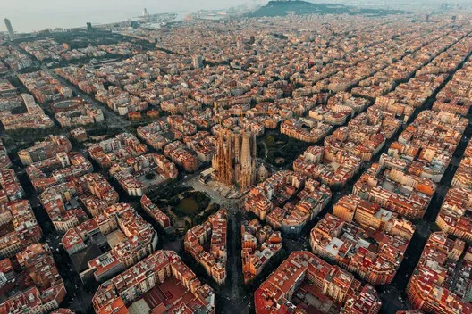 Barcelona 2026: Mimarlık Kararlarının Gezegen Ölçeğinde Sonuçları