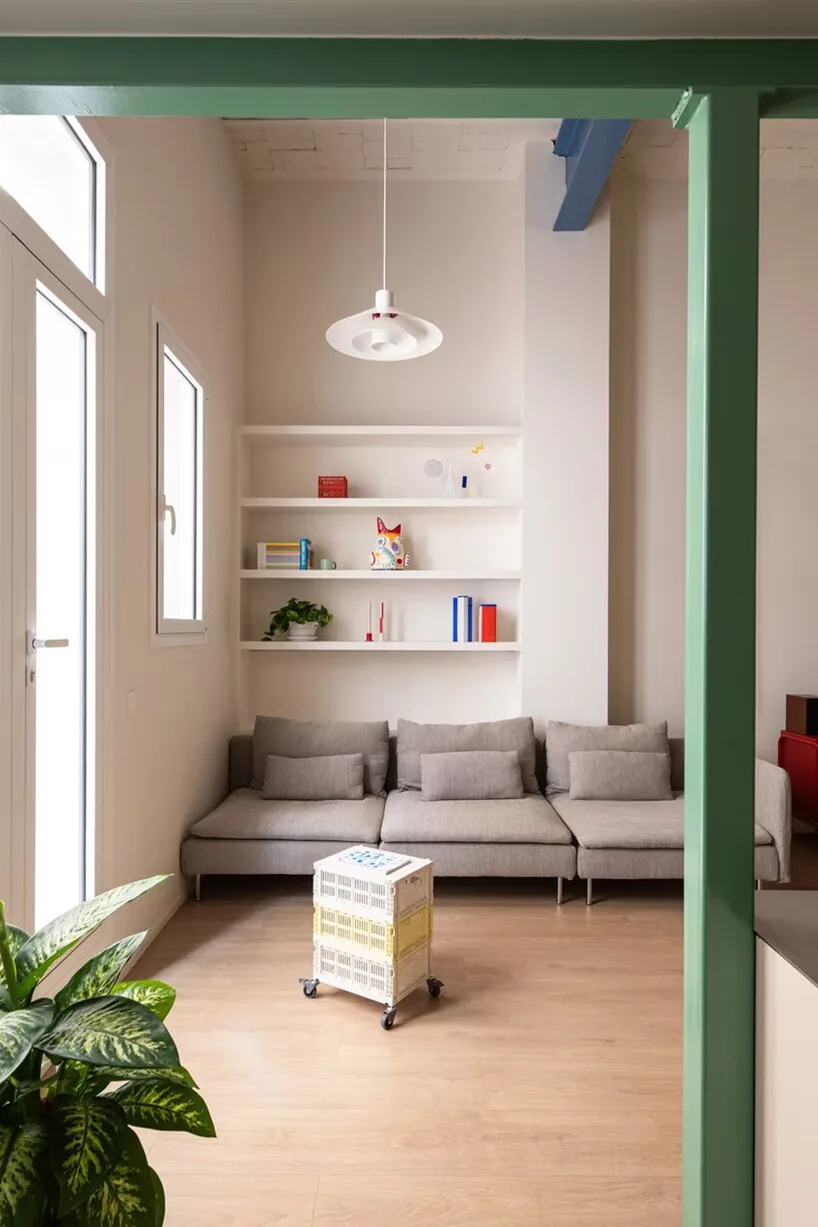 106 Yıllık Apartman Loft'a Dönüştü: Renk Kodlu Yapı