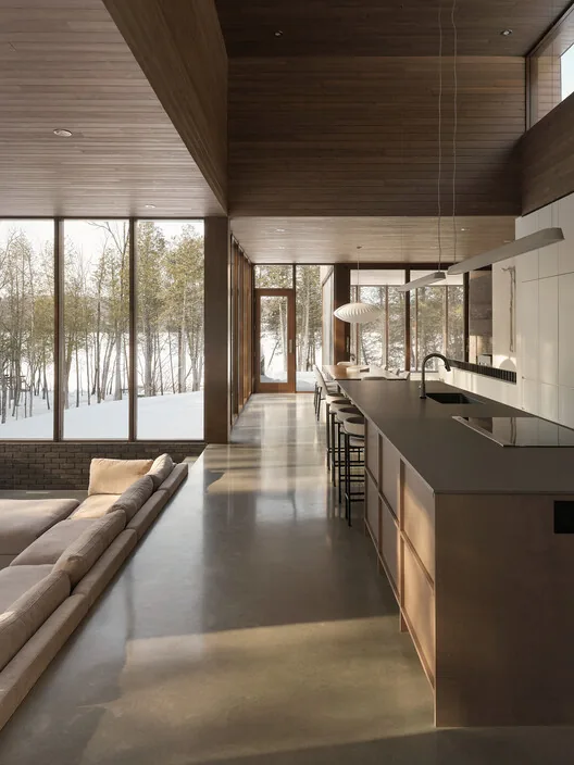 Breathe Lodge: Doğayla Nefes Alan Bir Mimari Kaçış