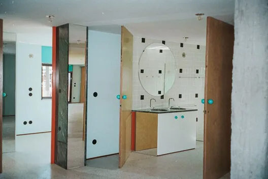 Düzensiz Planın Estetiği: Fala'nın Cesur Apartman Tasarımı