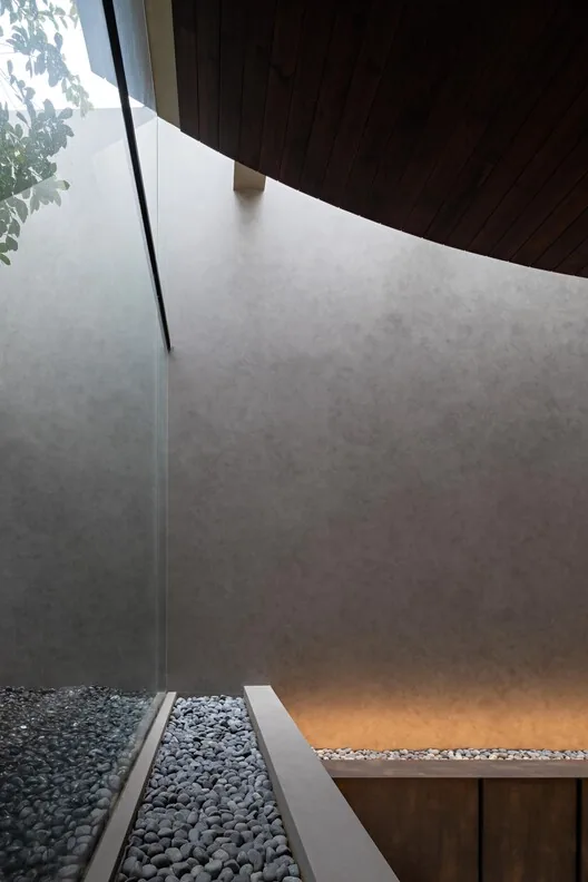 El House: Kuşakları Birleştiren Tasarım Vahası