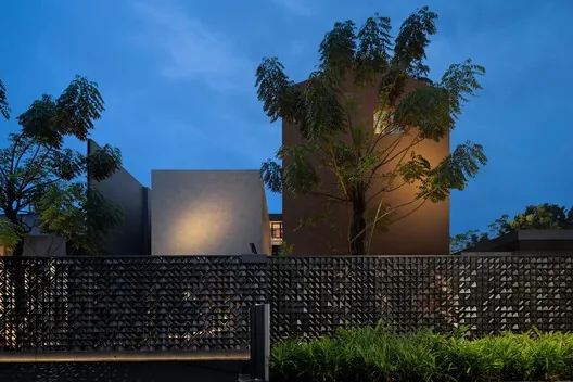 El House: Kuşakları Birleştiren Tasarım Vahası