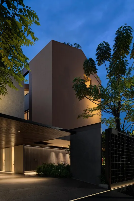El House: Kuşakları Birleştiren Tasarım Vahası