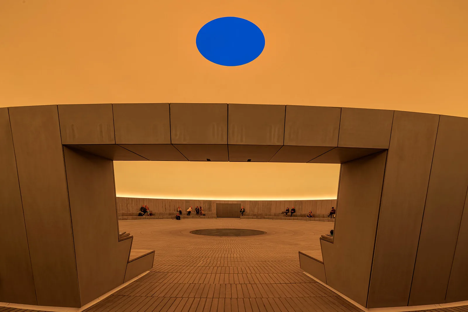 James Turrell'in 100. Skyspace'i: Işık Sanatında Yeni Bir Dönem