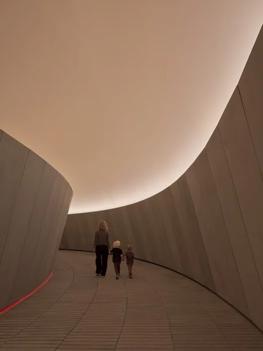 Gökyüzü Yeraltına İndi: Turrell'in ARoS Skyspace'i