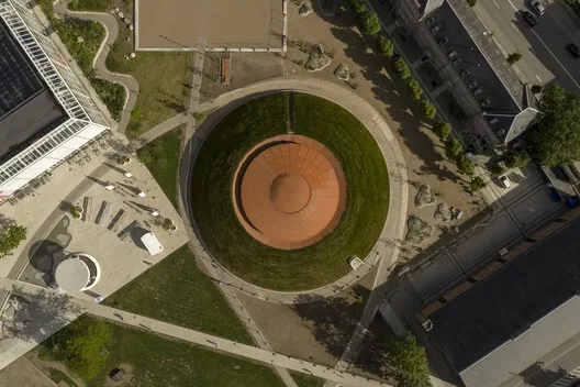 James Turrell’in Yeni Eseri ARoS Müzesi’nde Gökyüzünü Yere İndiriyor