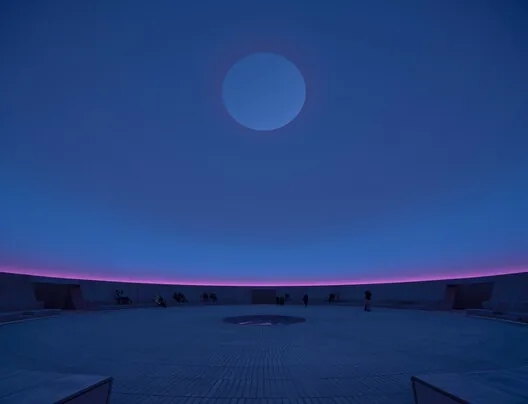 James Turrell’in Yeni Eseri ARoS Müzesi’nde Gökyüzünü Yere İndiriyor