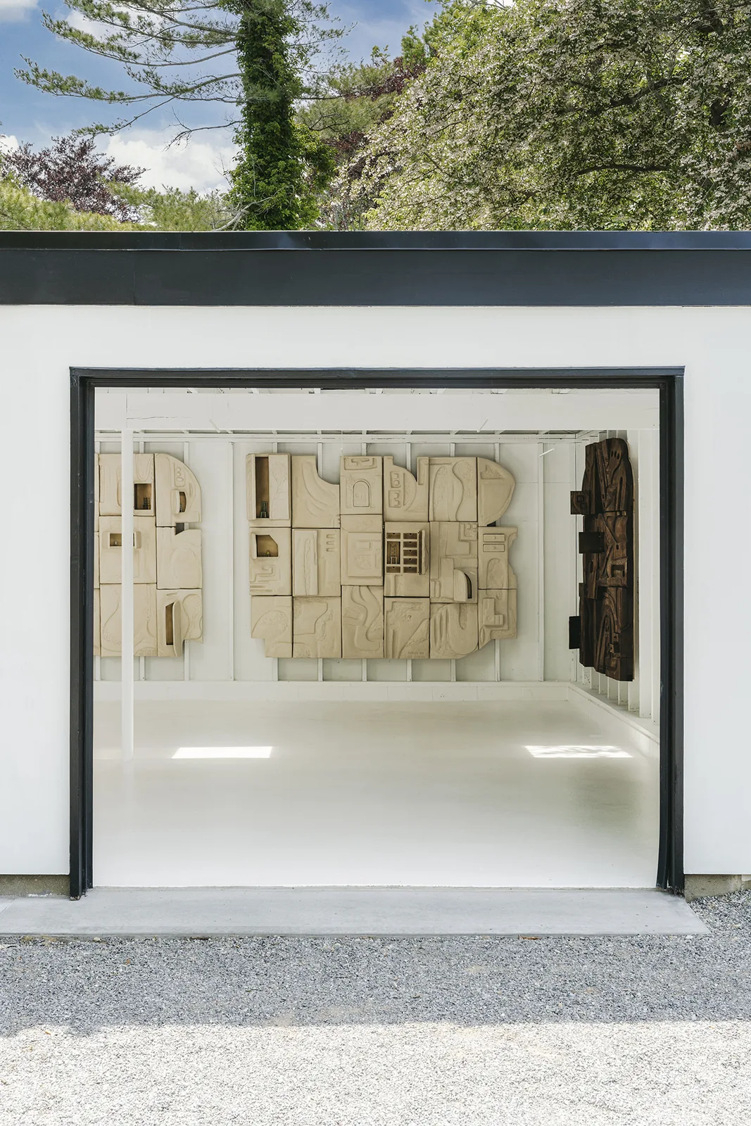 Katrien Van Der Schueren: Merak Kabineleri Modern Duvarlarda