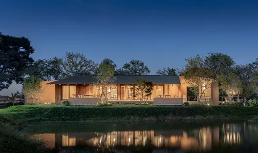 Aile Mirası Modern Tasarımla Buluşuyor: Naya Restaurant Ayutthaya