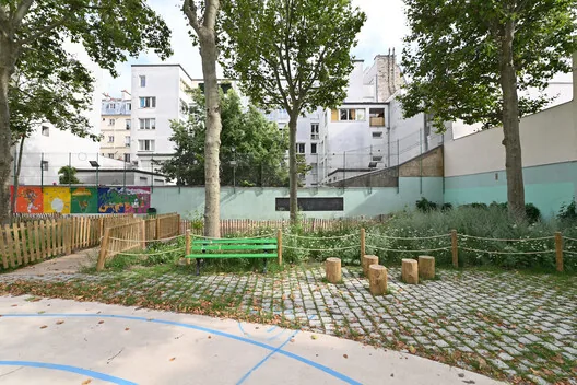 Paris Okulları: İklim Direnci ve Sosyal Adalet İçin Yaşayan Laboratuvar