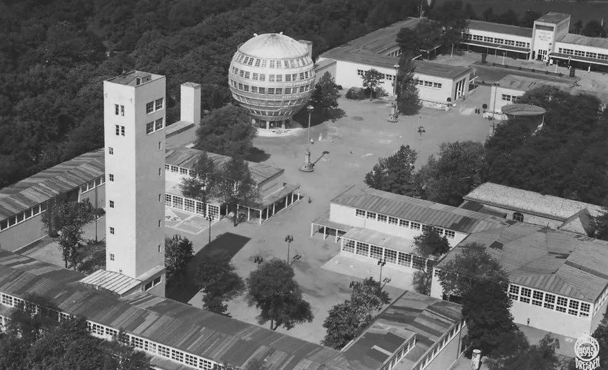 Kugelhaus: Nazilerin Yıktığı 100 Yıllık Çelik Küre Bina