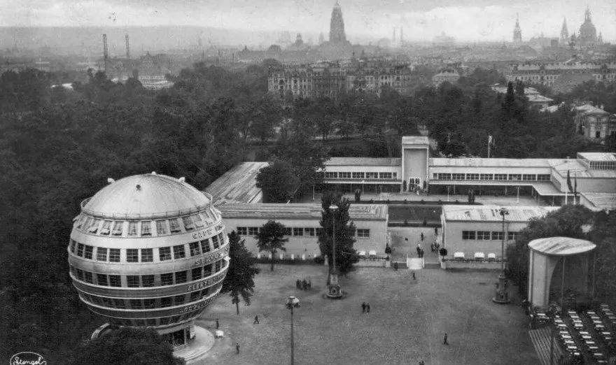 Kugelhaus: Nazilerin Yıktığı 100 Yıllık Çelik Küre Bina