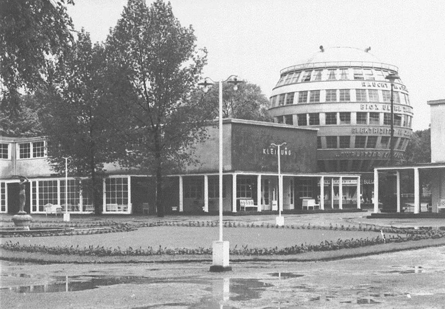 Kugelhaus: Nazilerin Yıktığı 100 Yıllık Çelik Küre Bina
