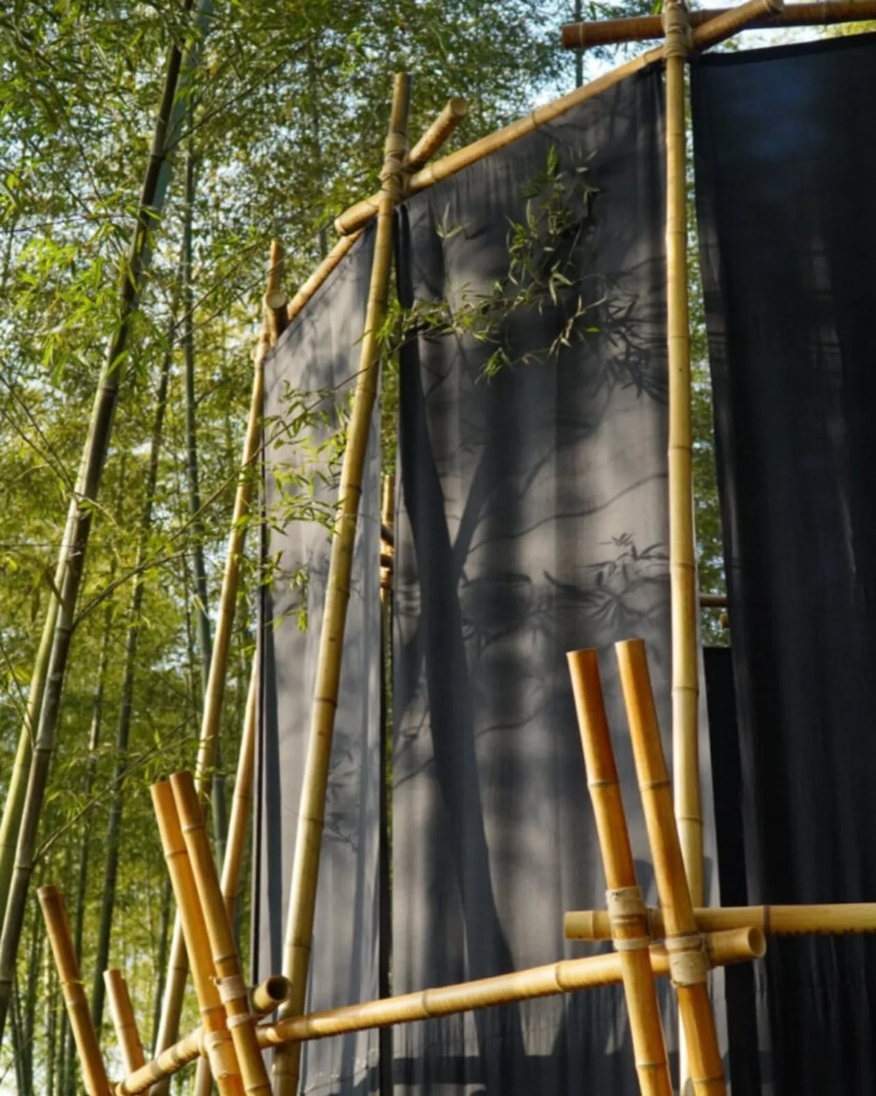 28 m² Bambu Kule: Çin'de Tasarımın Alçakgönüllü Gücü