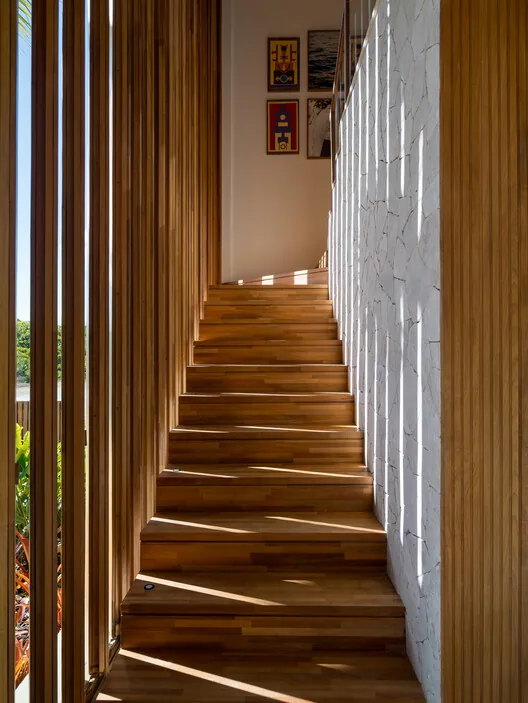 Acervo House: Kişisel Koleksiyonlar İçin Bir Sahil Evi