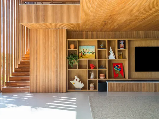 Acervo House: Bir Anı ve Koleksiyon Evi Tasarımı