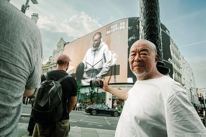 Ai Weiwei'nin 50 Yıl Sonraki İlk Çizimi: Ölen Bir Ağaç