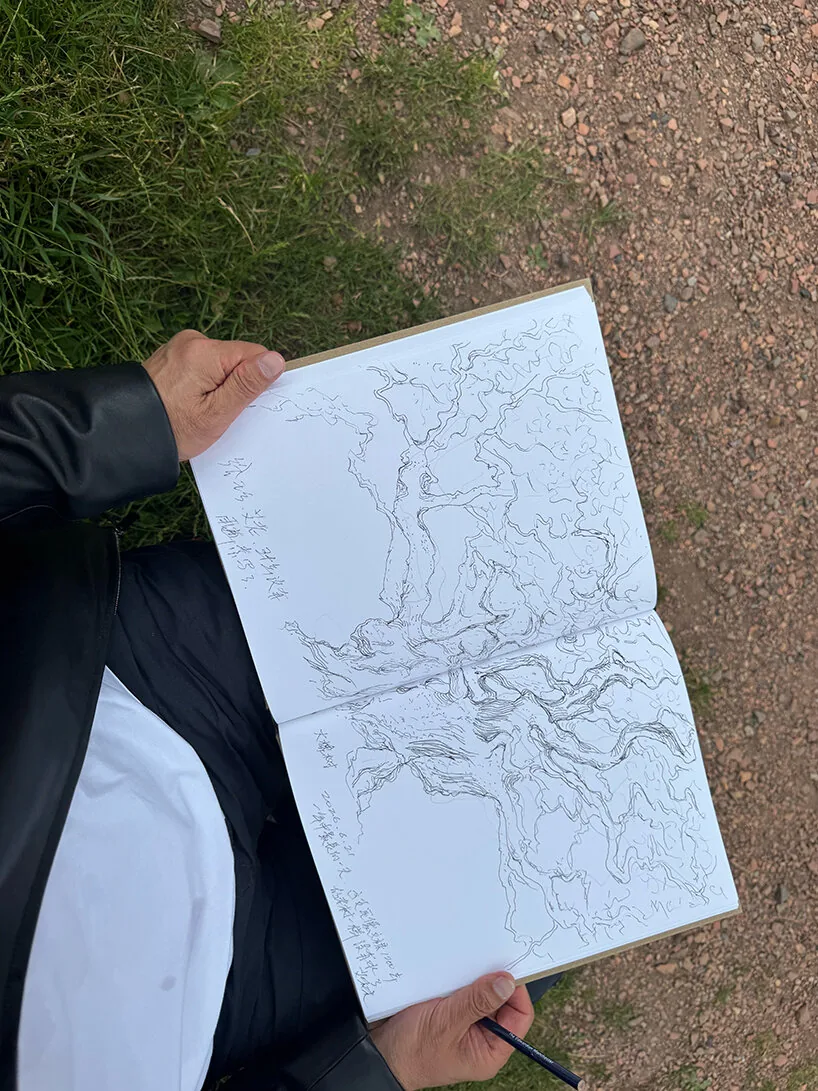 Ai Weiwei’nin 50 Yıl Sonraki İlk Çizimi: Ölen Bir Ağaç