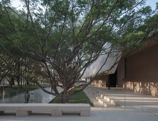 Aranya Sanat Merkezi: Ağaçlarla Dans Eden Guangzhou