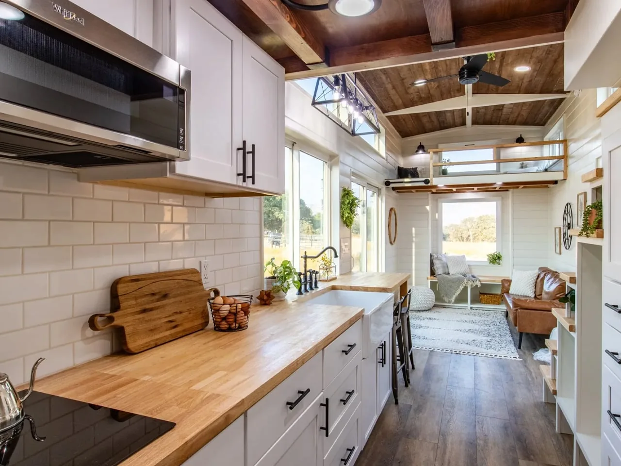 Cedar Ridge: 34 Metrekarelik Bu Tekerlekli Ev Gerçek Bir Çiftlik Evi Gibi