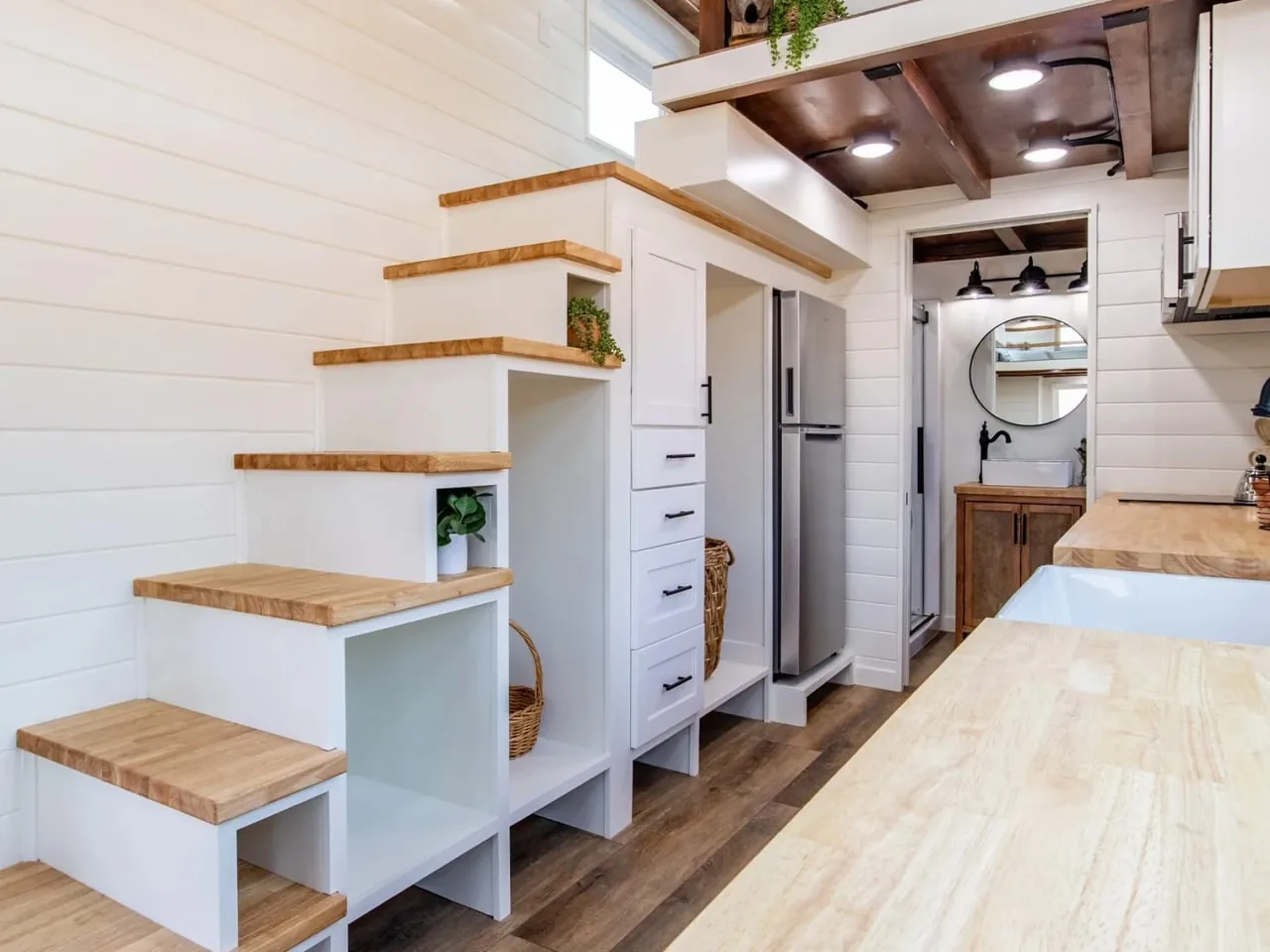 Cedar Ridge: 34 Metrekarelik Bu Tekerlekli Ev Gerçek Bir Çiftlik Evi Gibi