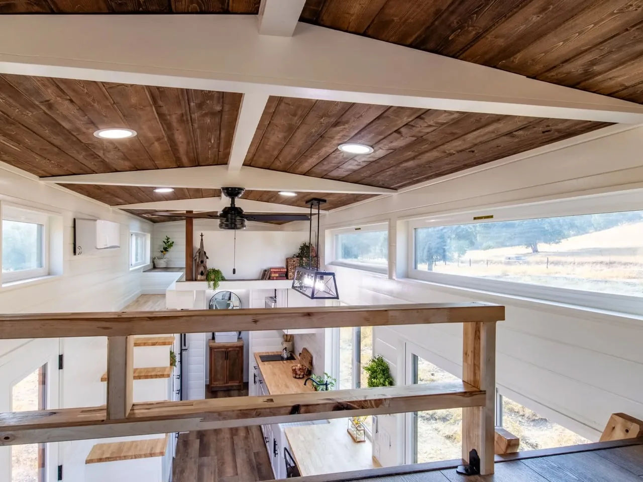 Cedar Ridge: 34 m² Tekerlekli Ev, Çiftlik Evi Konforu