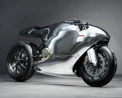 El İşi Alüminyum ve Karbon Fiberin Dansı: Bandit9 Ducati 821