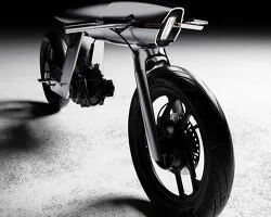 El İşi Alüminyum ve Karbon Fiberin Dansı: Bandit9 Ducati 821