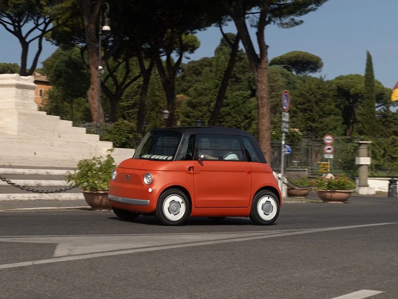 Fiat Multiplina: Elektrikli Efsane 4 Koltukla Geri Dönüyor