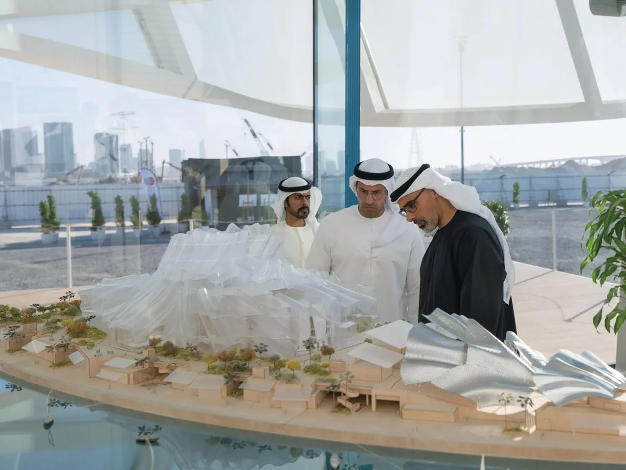 Gehry’nin Abu Dabi’ye Vedası: Müzik Gibi Kıvrılan Son Yapı