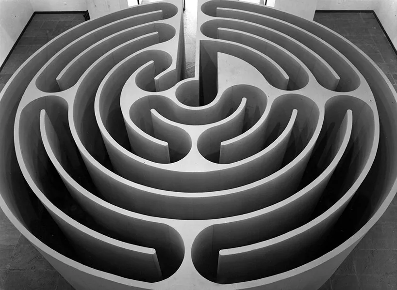 Labirentler Kaybolmayı Oyuna Dönüştürüyor: İşe Yaramaz Yolların Övgüsü