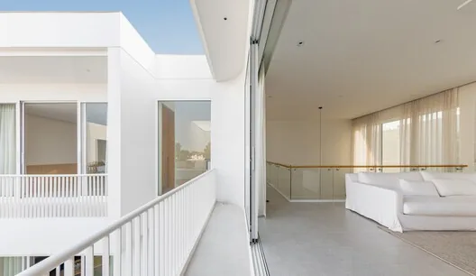 JNG House: BodinChapa Architects ile Sadelikte Derinlik