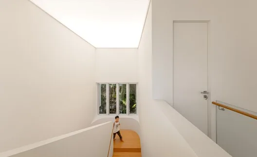 JNG House: BodinChapa Architects ile Sadelikte Derinlik