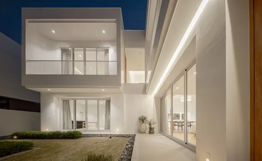 JNG House: BodinChapa Architects ile Sadelikte Derinlik