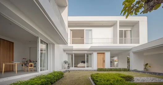 JNG House: BodinChapa Architects ile Sadelikte Derinlik