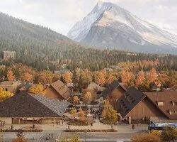 Kengo Kuma ile Söyleşi: Zanaatkarlık Mimaride Yer ile Bağ Kurmanın Anahtarı