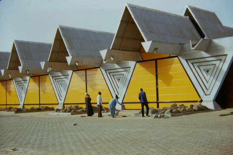 Bağımsızlık Sonrası Batı Afrika Modernizmi: Kurtuluşun Mimarları