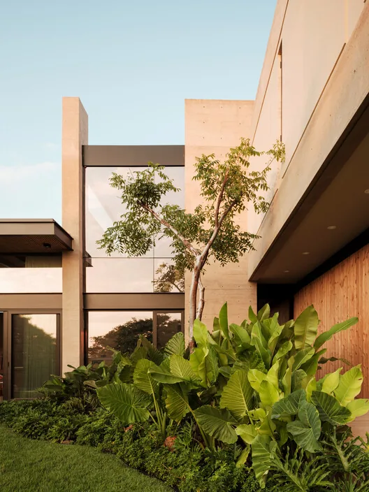 Naab House: Sadelikte Saklı Bir Mimari Güç