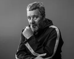 Philippe Starck'ın Limon Sıkacağı: Tasarım Manifestosu
