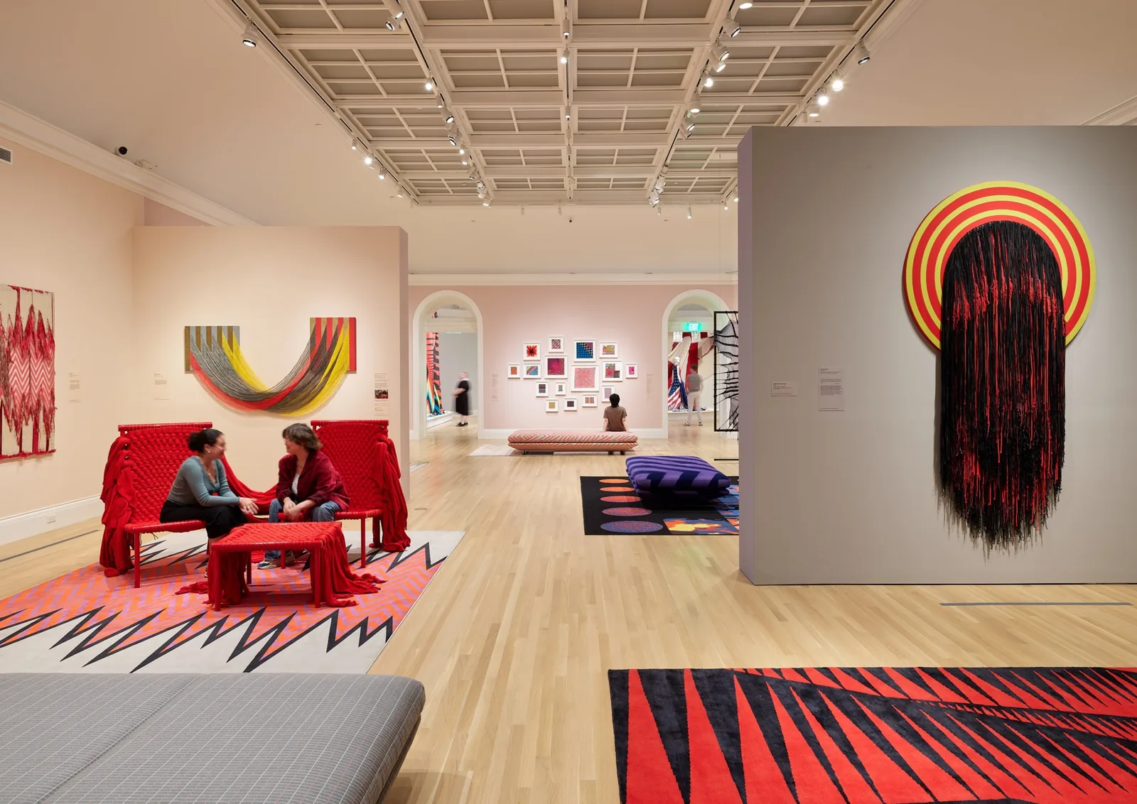 Leigh Bowery'den Alkemis'e: Price Latimer ile Tasarım Yolculuğu