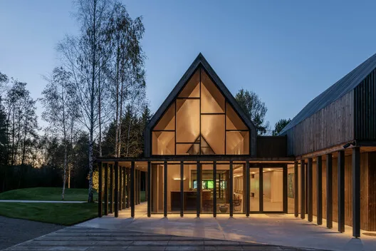 SANCTUM: Litvanya Ormanında Doğa Terapi Kaçamağı