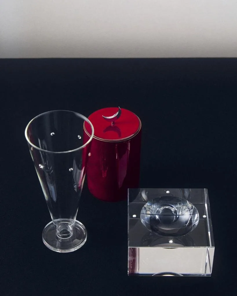 Sophie Lou Jacobsen: Kristal ve Camın Disko Aperitifi