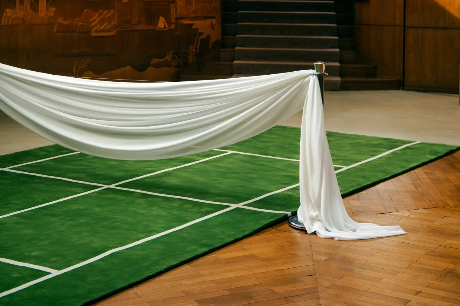 Tenis Kortu Halıya Dönüştü: Nordic Knots’tan Grafik Koleksiyon