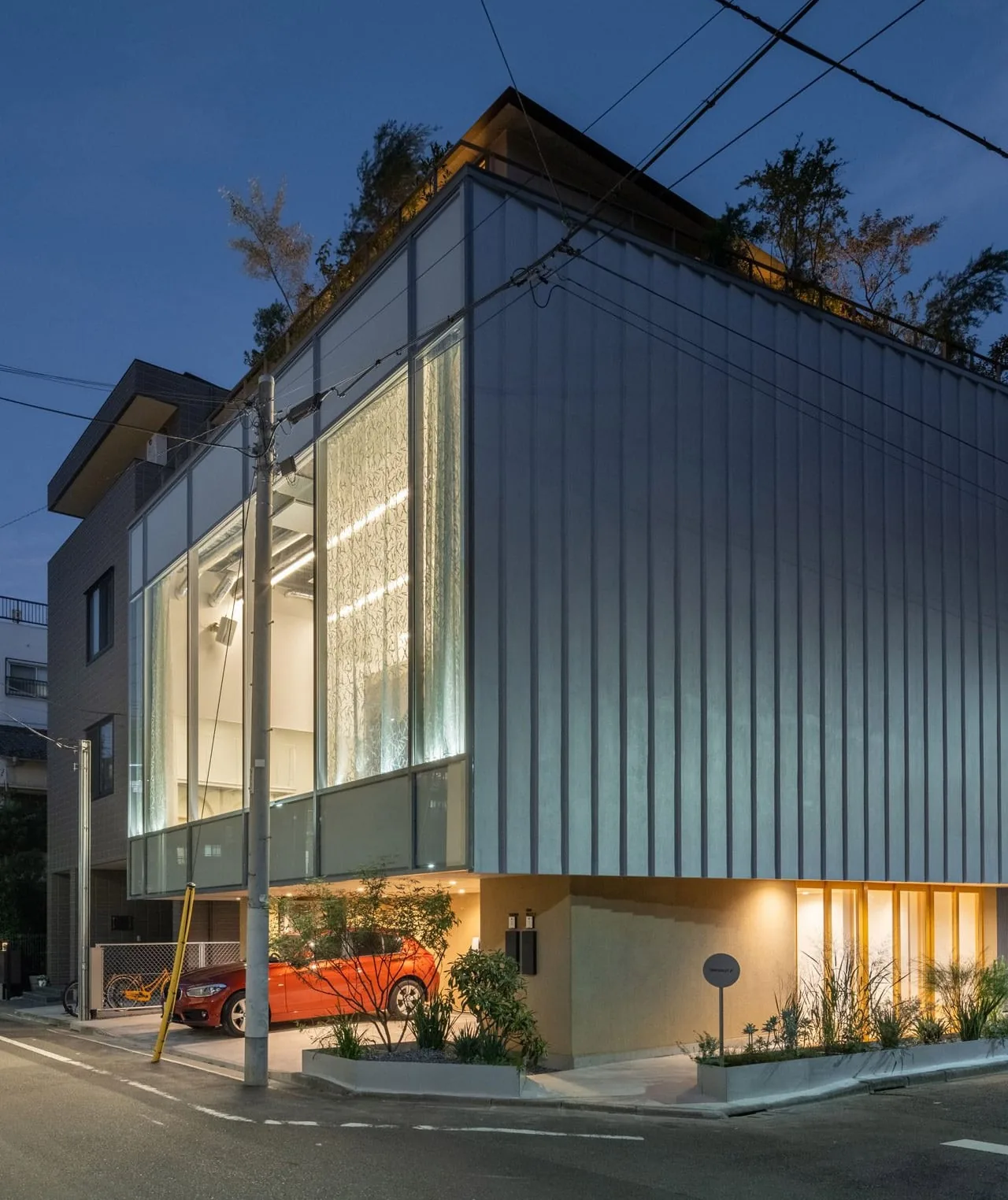 Tokyo Bale Evi: Şehir Seyirciye Dönüştüğünde